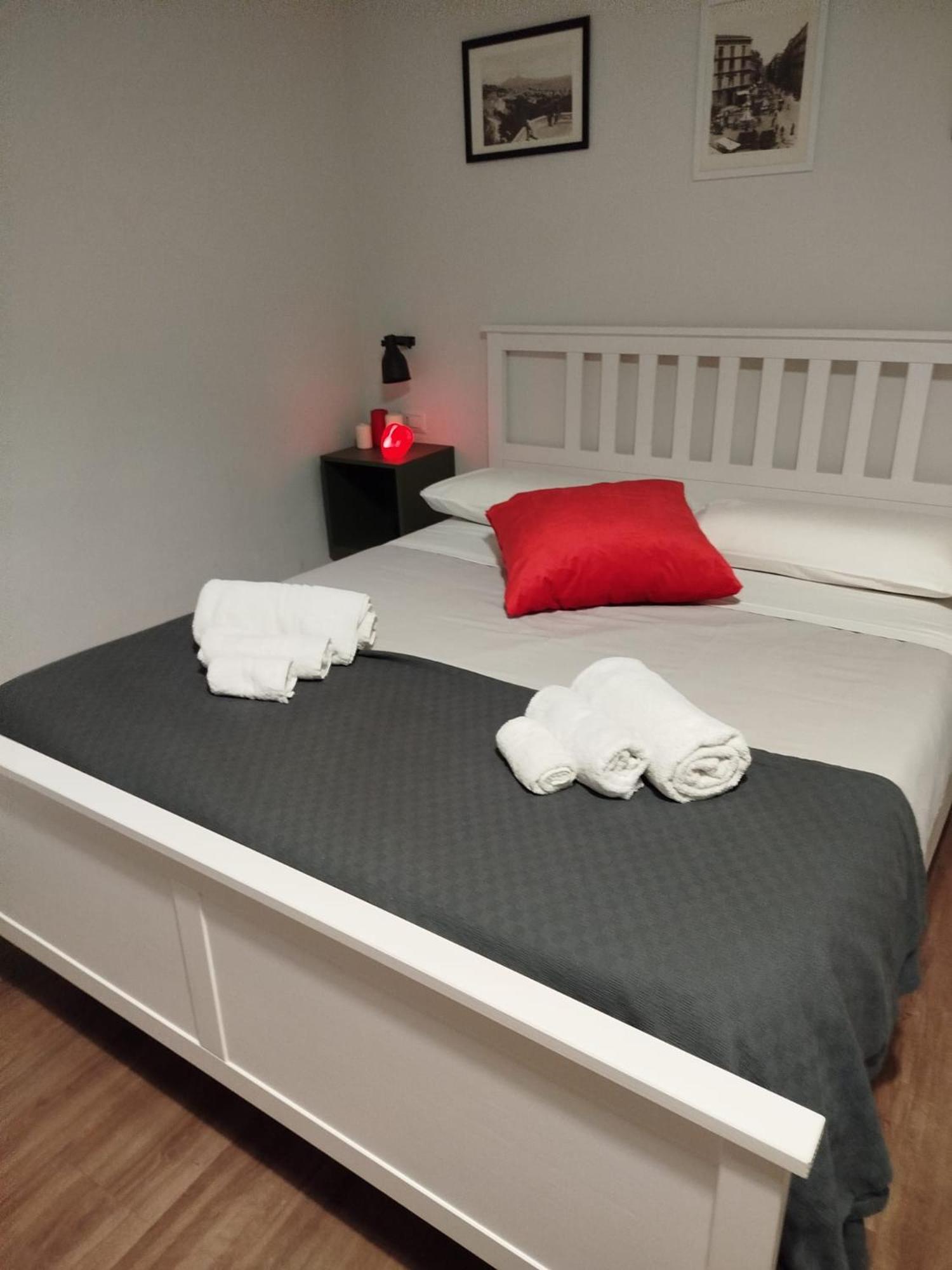 Tammurriata Nera Bedroom 나폴리 외부 사진